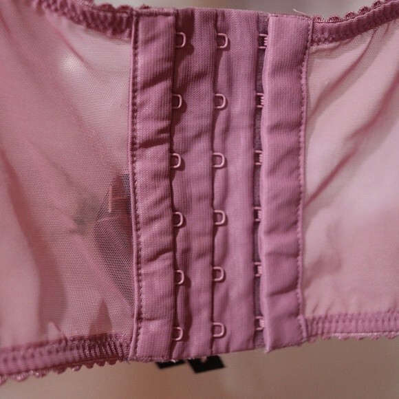 Victoria’s Secret Very Sexy Unlined Plunge Purple Strappy Bralette Medium - Picture 12 of 16